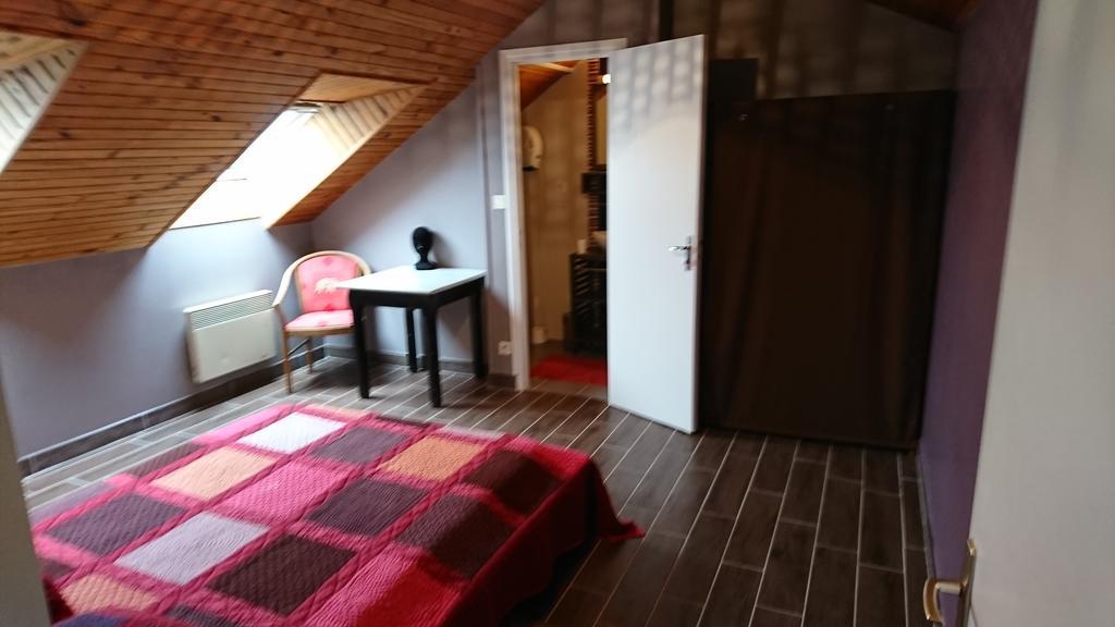 Gites De L'Archange Courtils Exterior photo